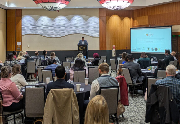 Dr. Mendez speaks to VHH Knowledge Exchange event participants at Dakota Dunes Resort.
